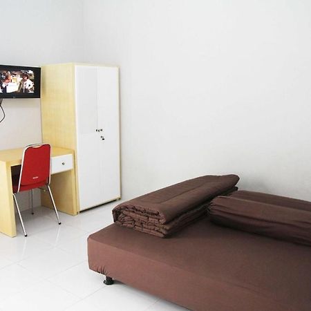 Hotel D'Paragon Dwikora Palembang Exterior foto
