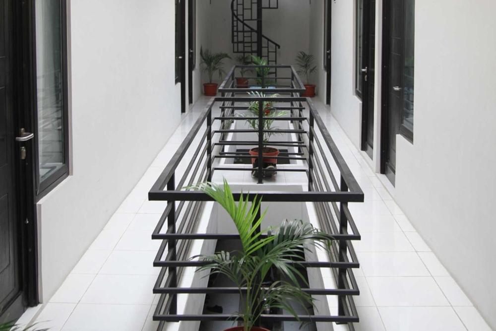Hotel D'Paragon Dwikora Palembang Exterior foto